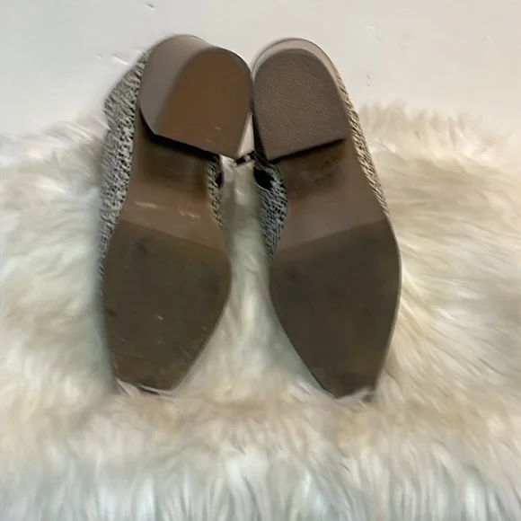 SERRA ANKLE BOOTies SIDE ZIP 3 Inch Heel Accent Angle -7- #0102 - Picture 4 of 9